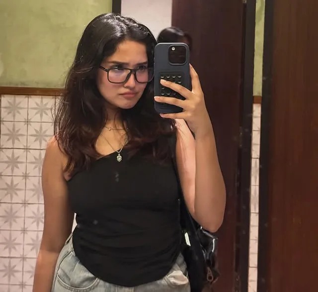 Anikha Surendran Age