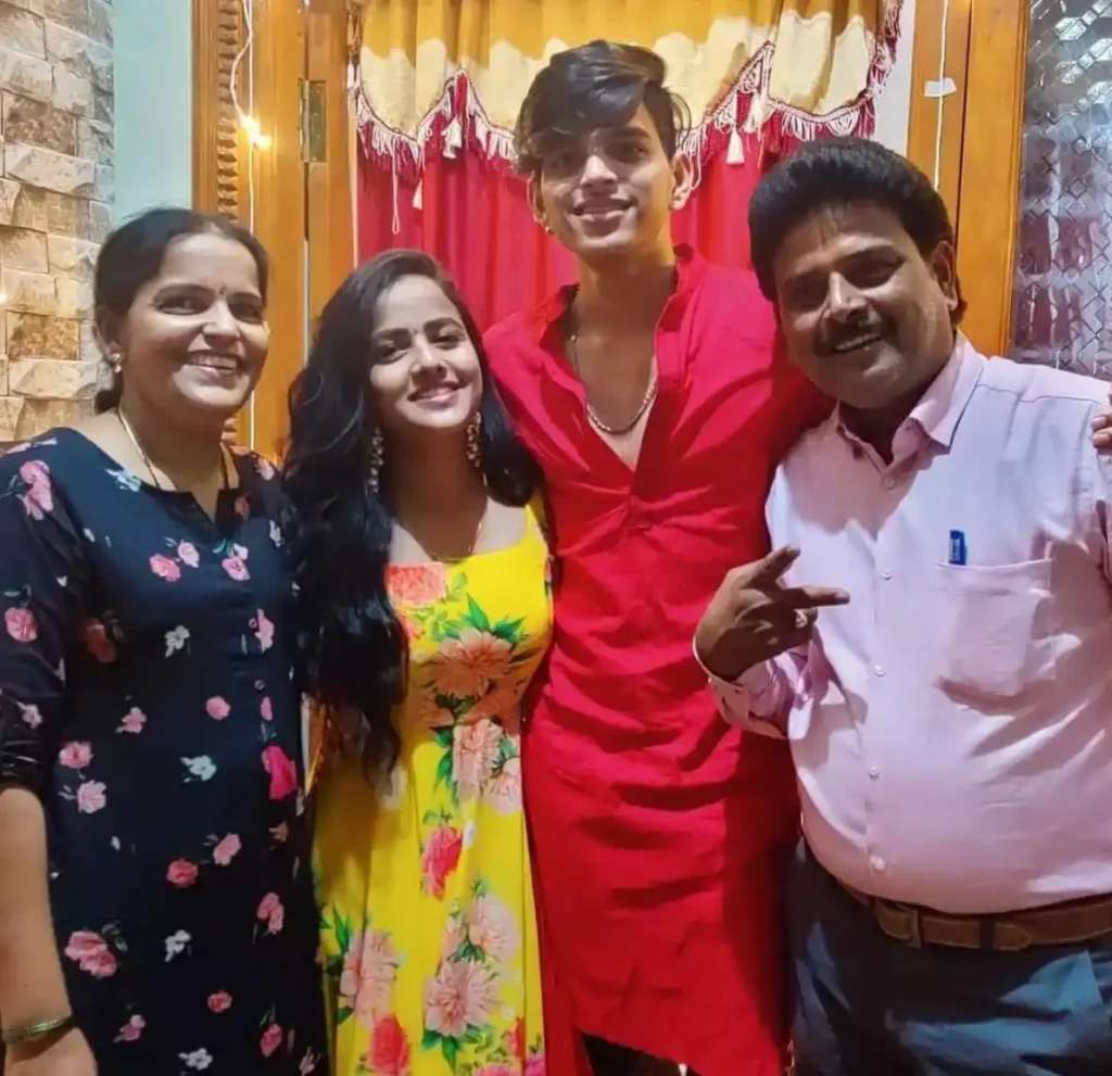 Vaishnavi Chaitanya Family