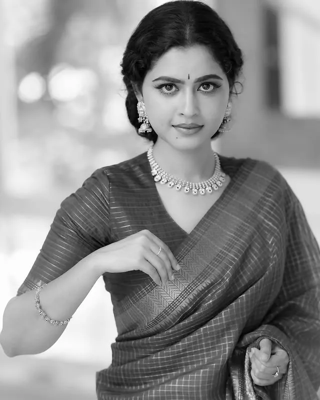 Deepa Balu Education