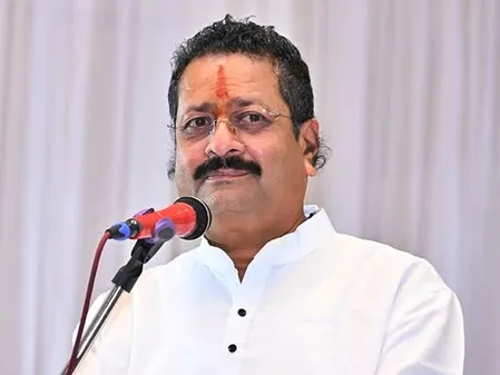 Yatnal as a Politician